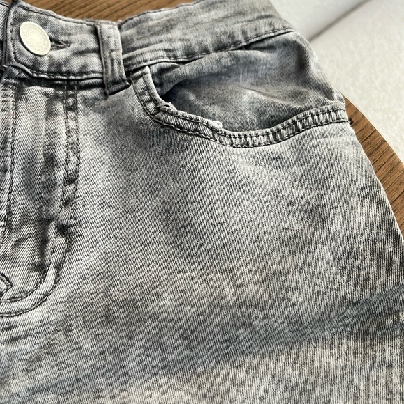 Zara Shorts sz 10 - Picture 5 of 5